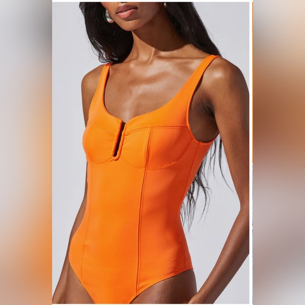 NWT Vibrant Orange Lycra ASTR Bodysuit XL